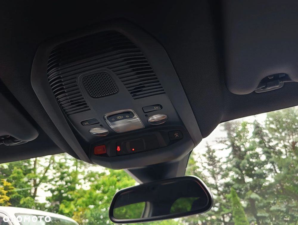 Peugeot 3008 2.0 BlueHDi Active S&S - 20