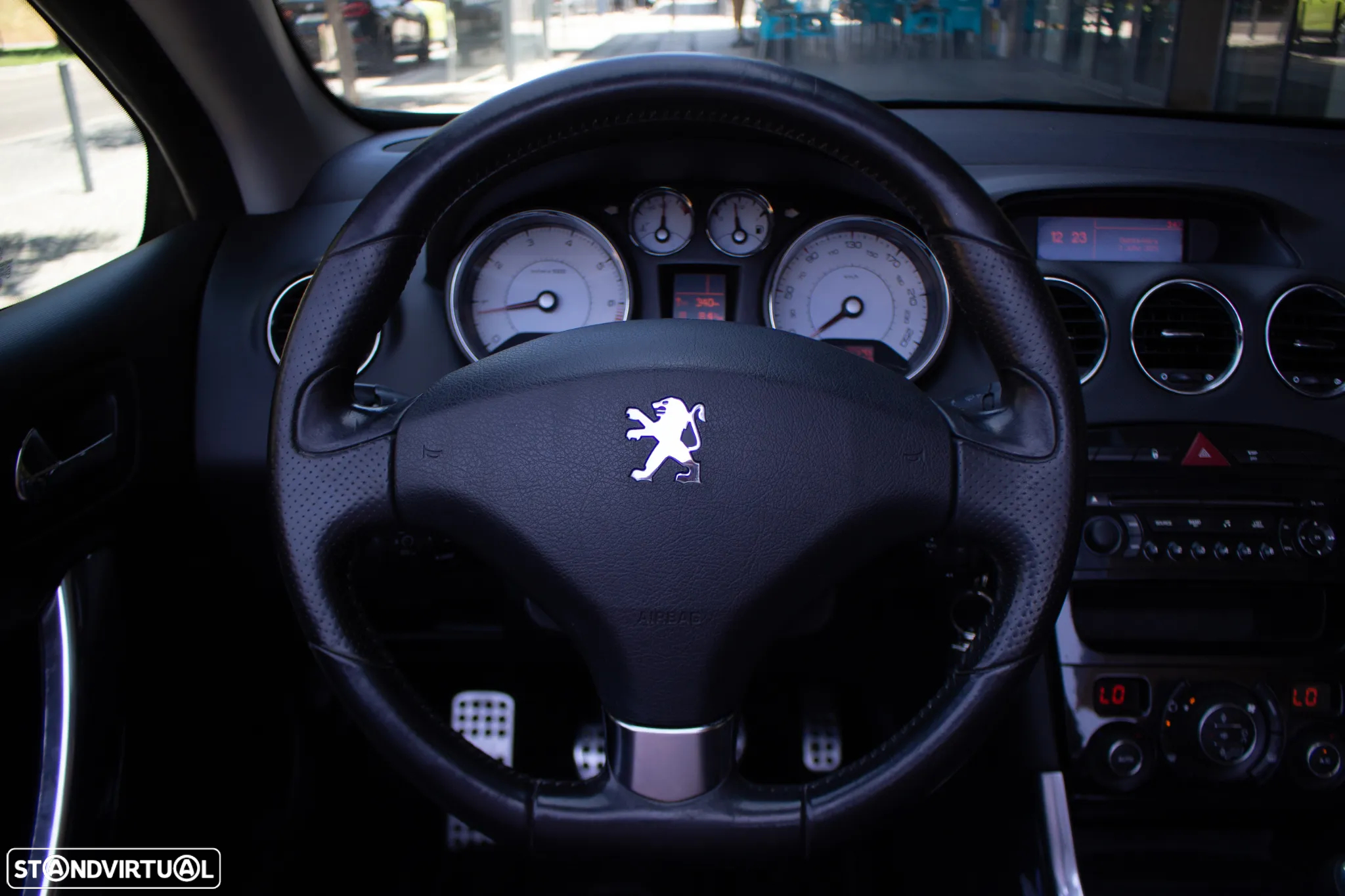 Peugeot 308 CC 1.6 THP Sport - 12