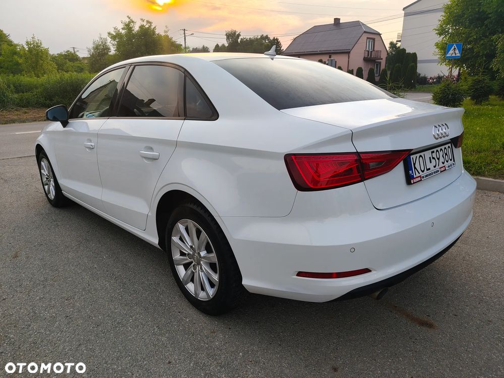 Audi A3 Limousine 1.6 TDI (clean diesel) Attraction - 15