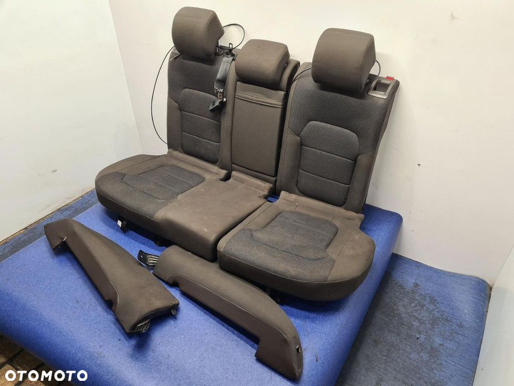 VOLKSWAGEN PASSAT B7 KOMBI KANAPA TYLNA - 12