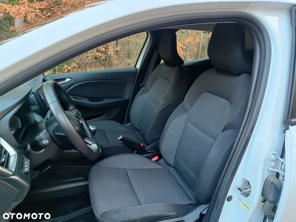 Renault Clio - 9