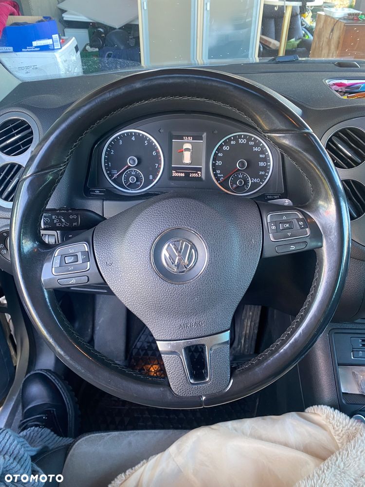 Volkswagen Tiguan - 8