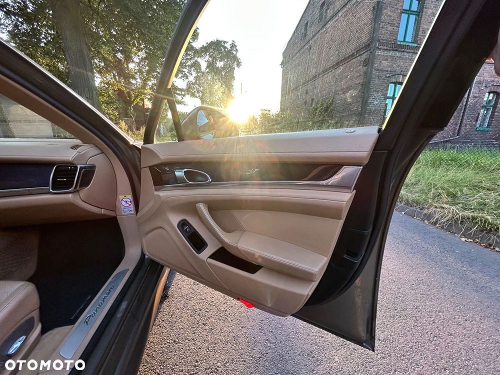 Porsche Panamera Diesel - 21