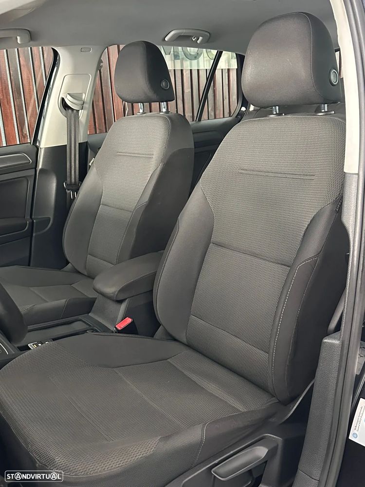 VW Golf 1.6 TDi Confortline - 12