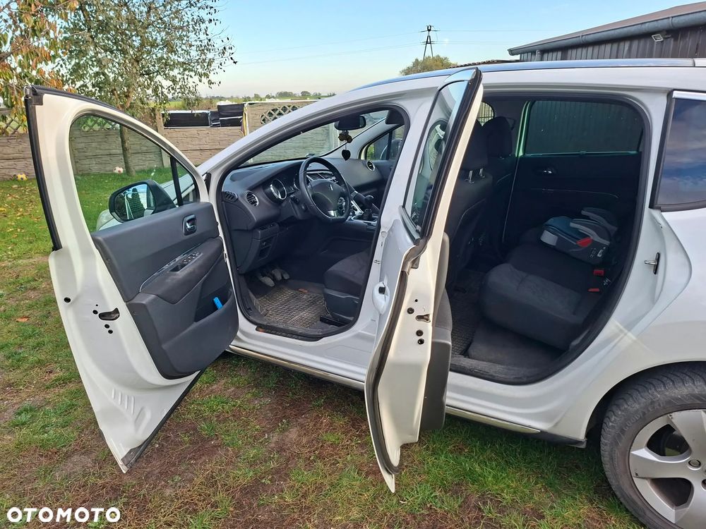 Peugeot 3008 - 11
