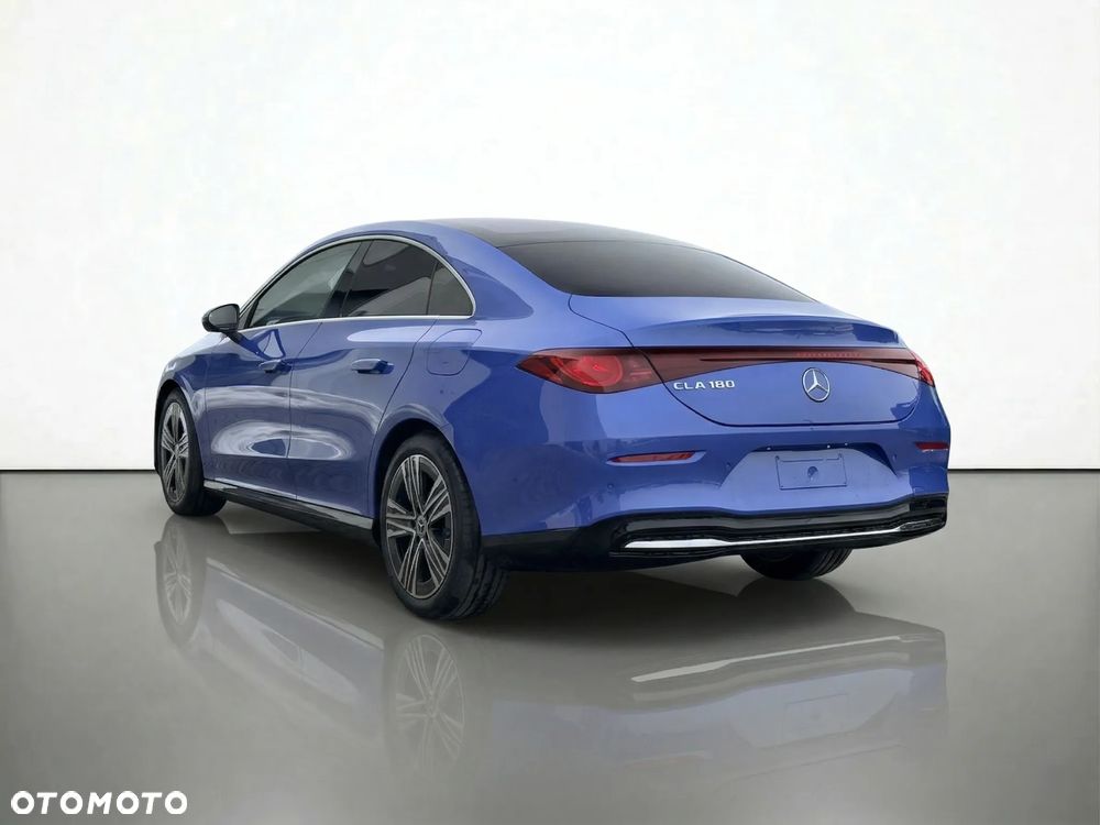 Mercedes-Benz CLA - 4