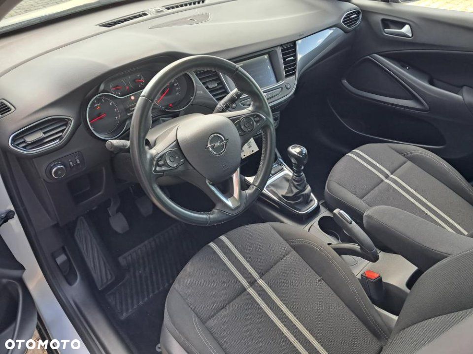 Opel Crossland - 11