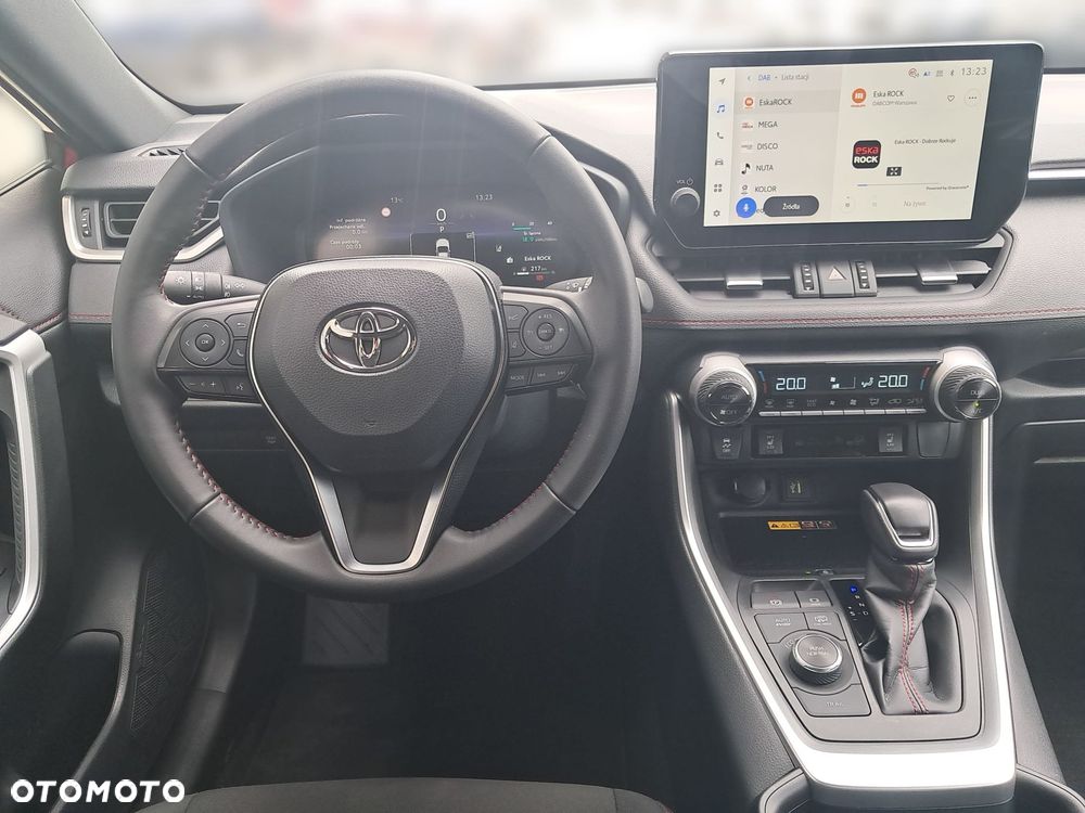 Toyota RAV4 - 9
