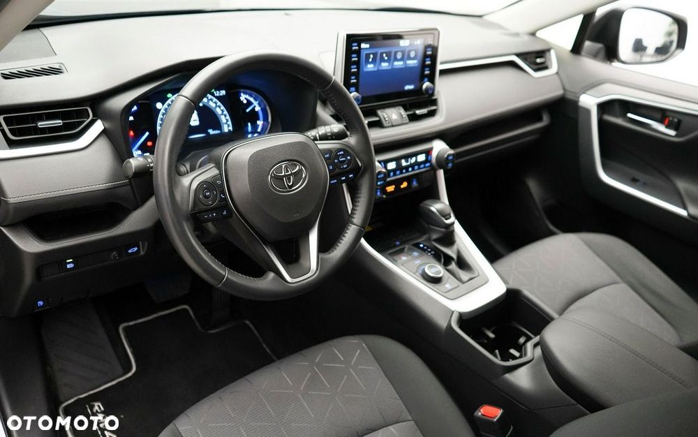 Toyota RAV4 - 14