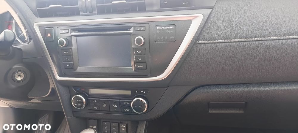 Toyota Auris - 19