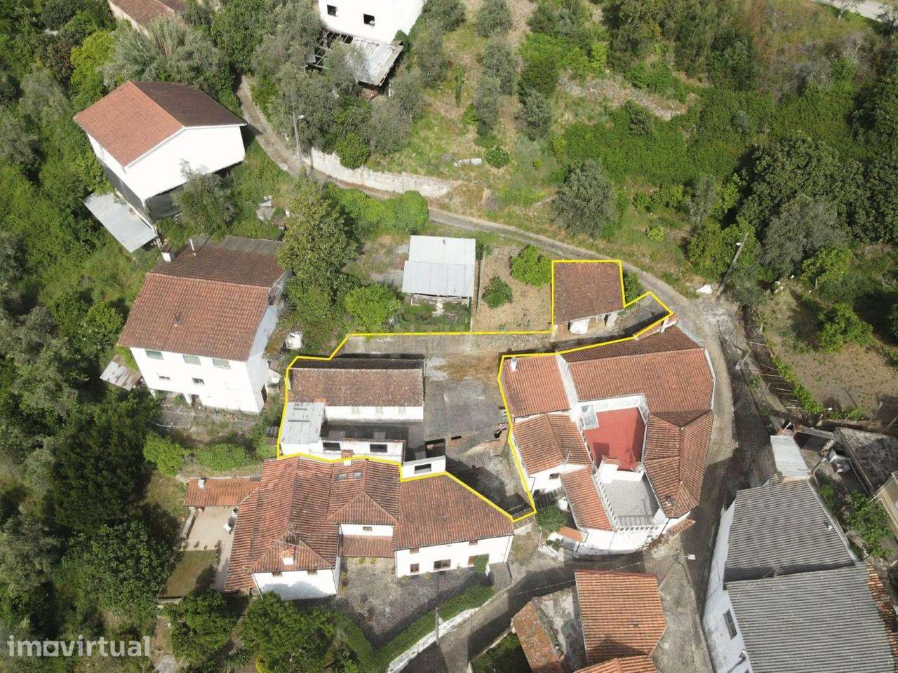 Moradia para reconstrução - Semide - Grande imagem: 2/44
