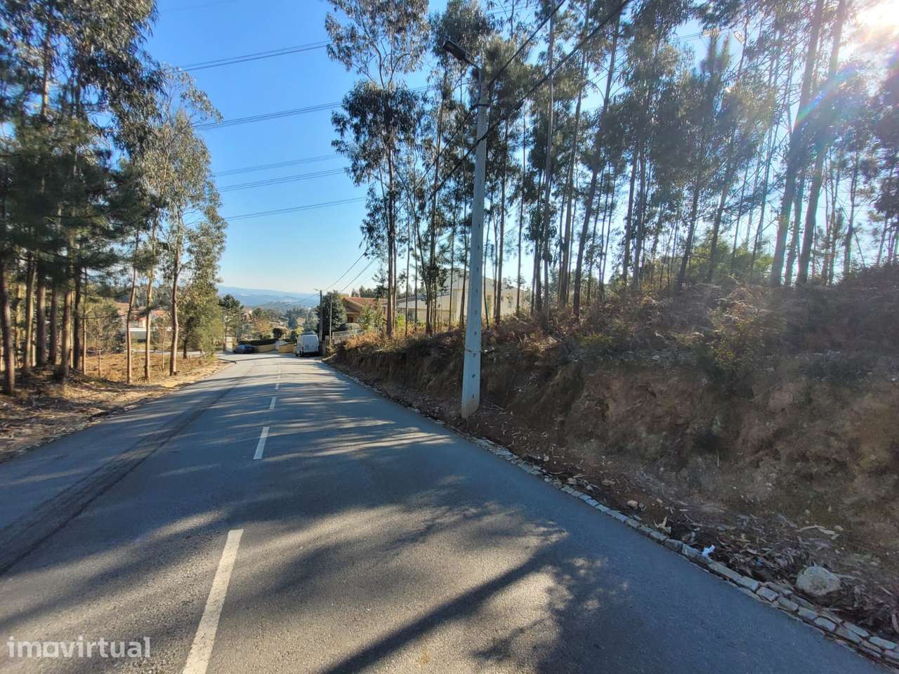 Lote de Terreno p/ construção com uma área total de 7.500 m² em Sandim - Grande imagem: 4/8