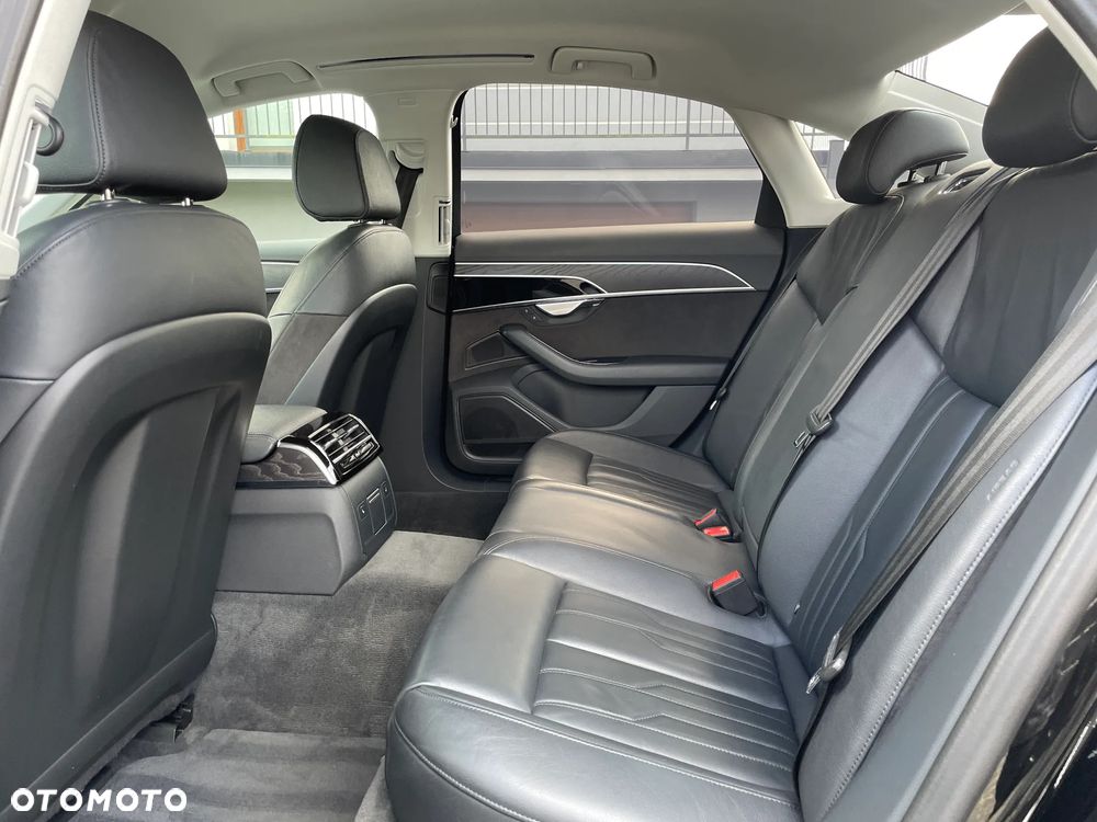 Audi A8 50 TDI quattro tiptronic - 33