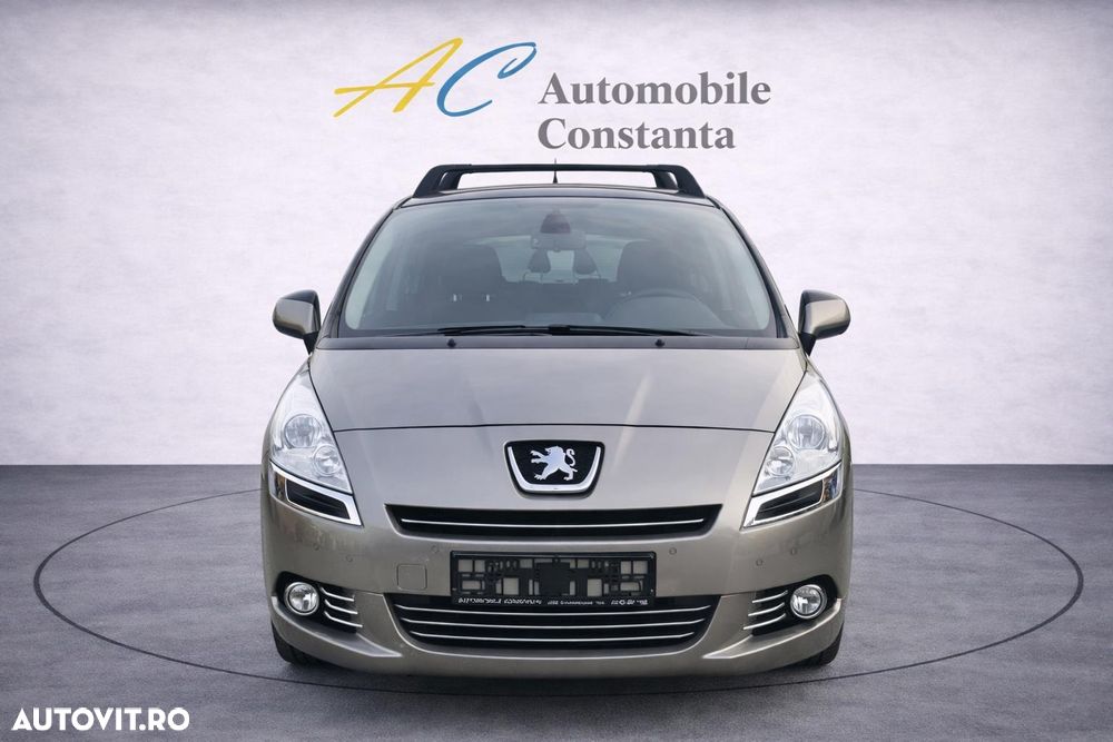 Peugeot 5008 - 10