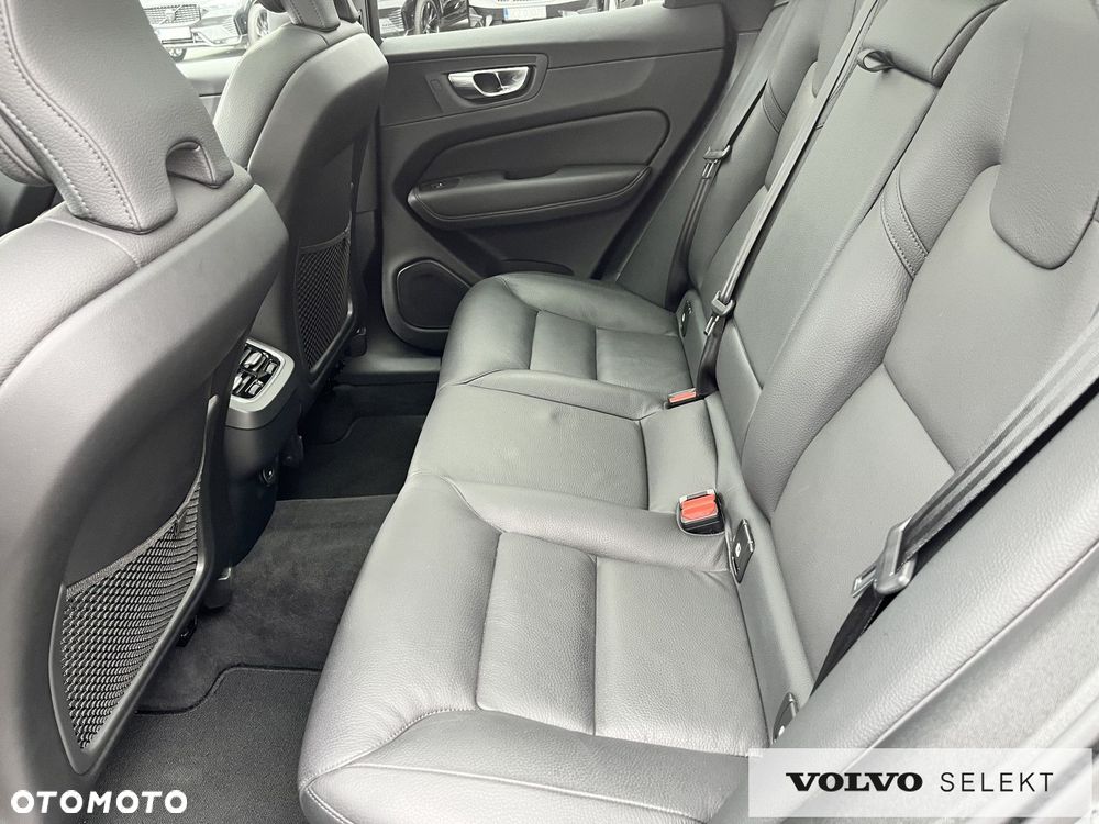 Volvo XC 60 - 32