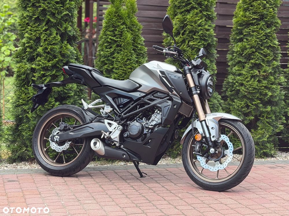 Honda CB - 2