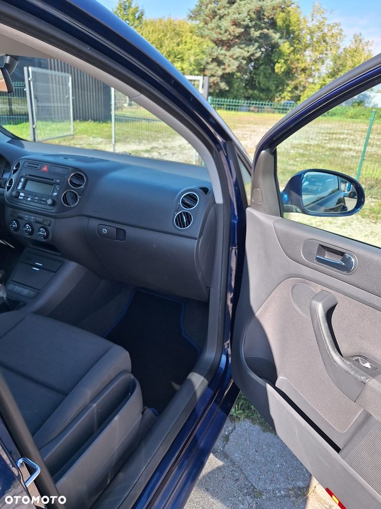 Volkswagen Golf 1.6 FSI Comfortline - 5
