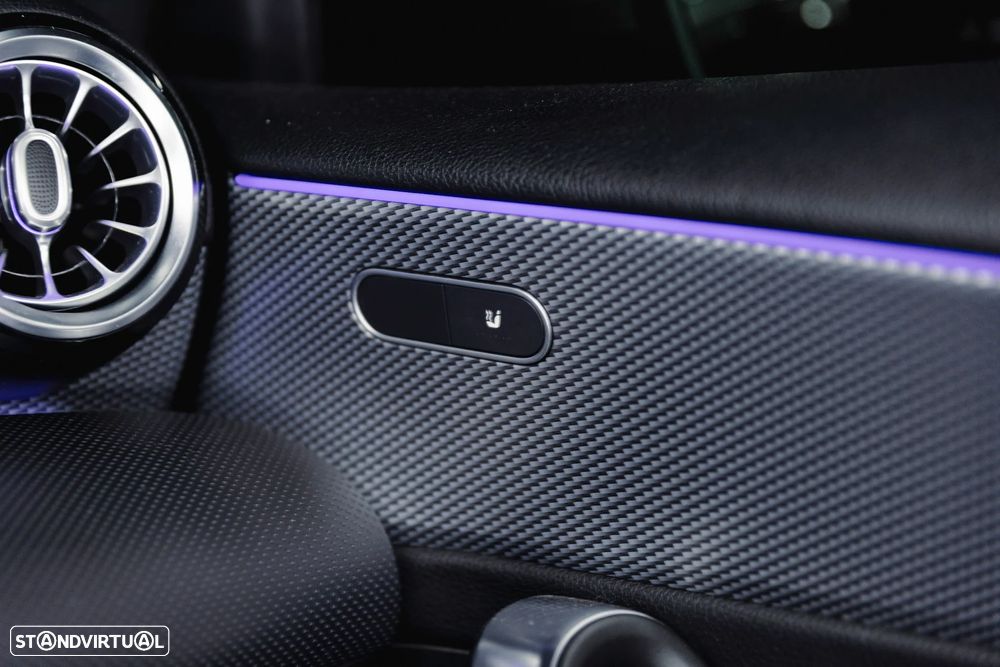 Mercedes-Benz A 180 d 7G-DCT AMG Line - 20