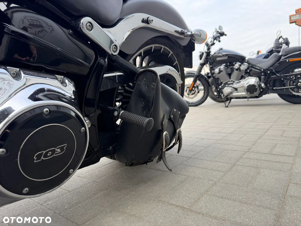 Harley-Davidson FXSB Breakout - 13