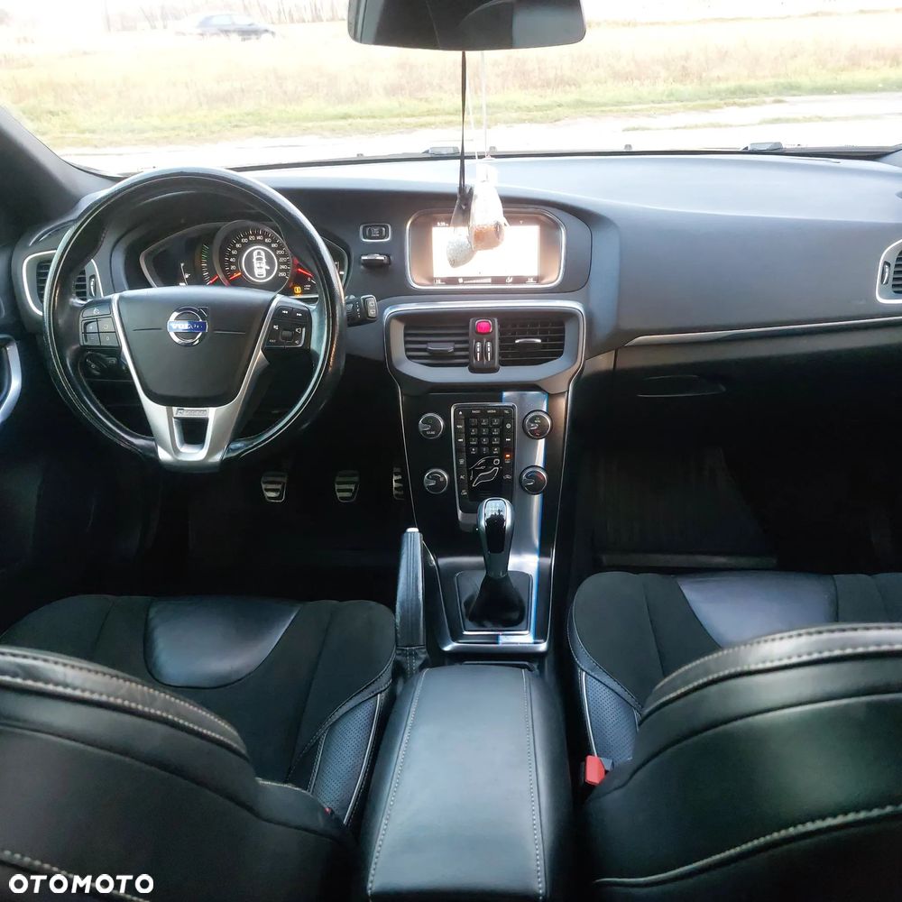 Volvo V40 D2 RDesign - 18