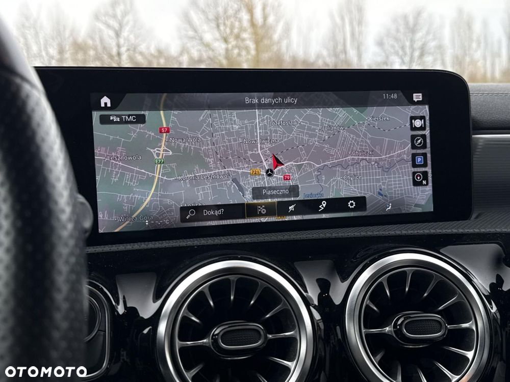 Mercedes-Benz CLA - 25