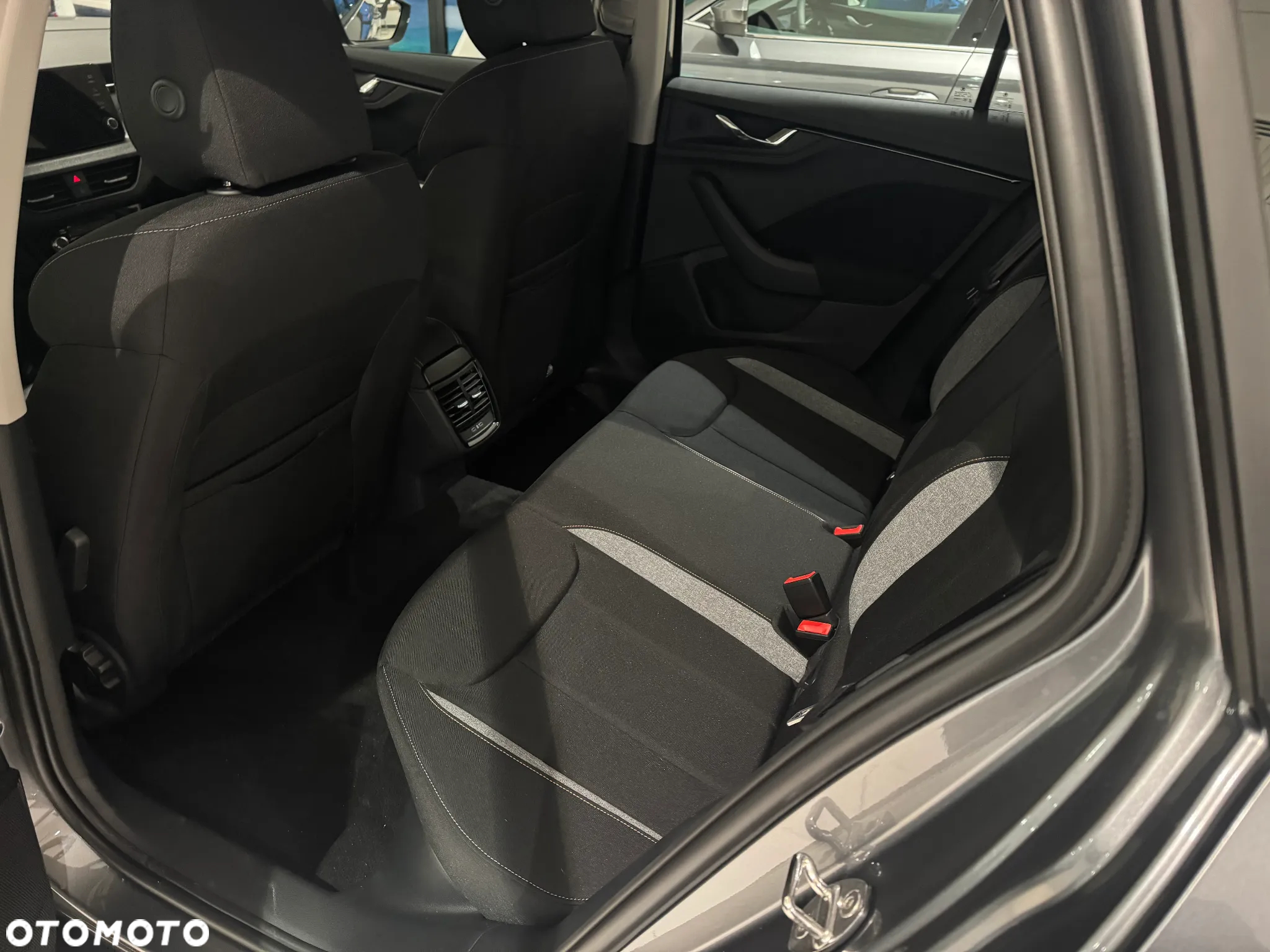 Skoda Kamiq 1.5 TSI Selection DSG - 8