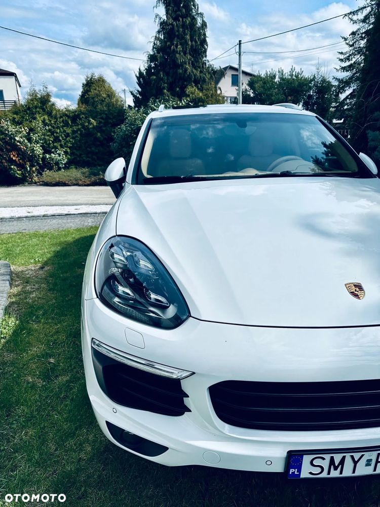 Porsche Cayenne S - 3