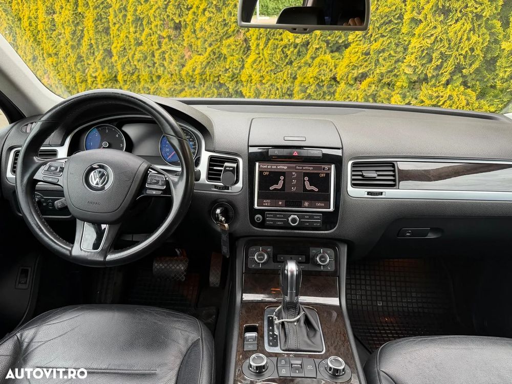 Volkswagen Touareg - 4