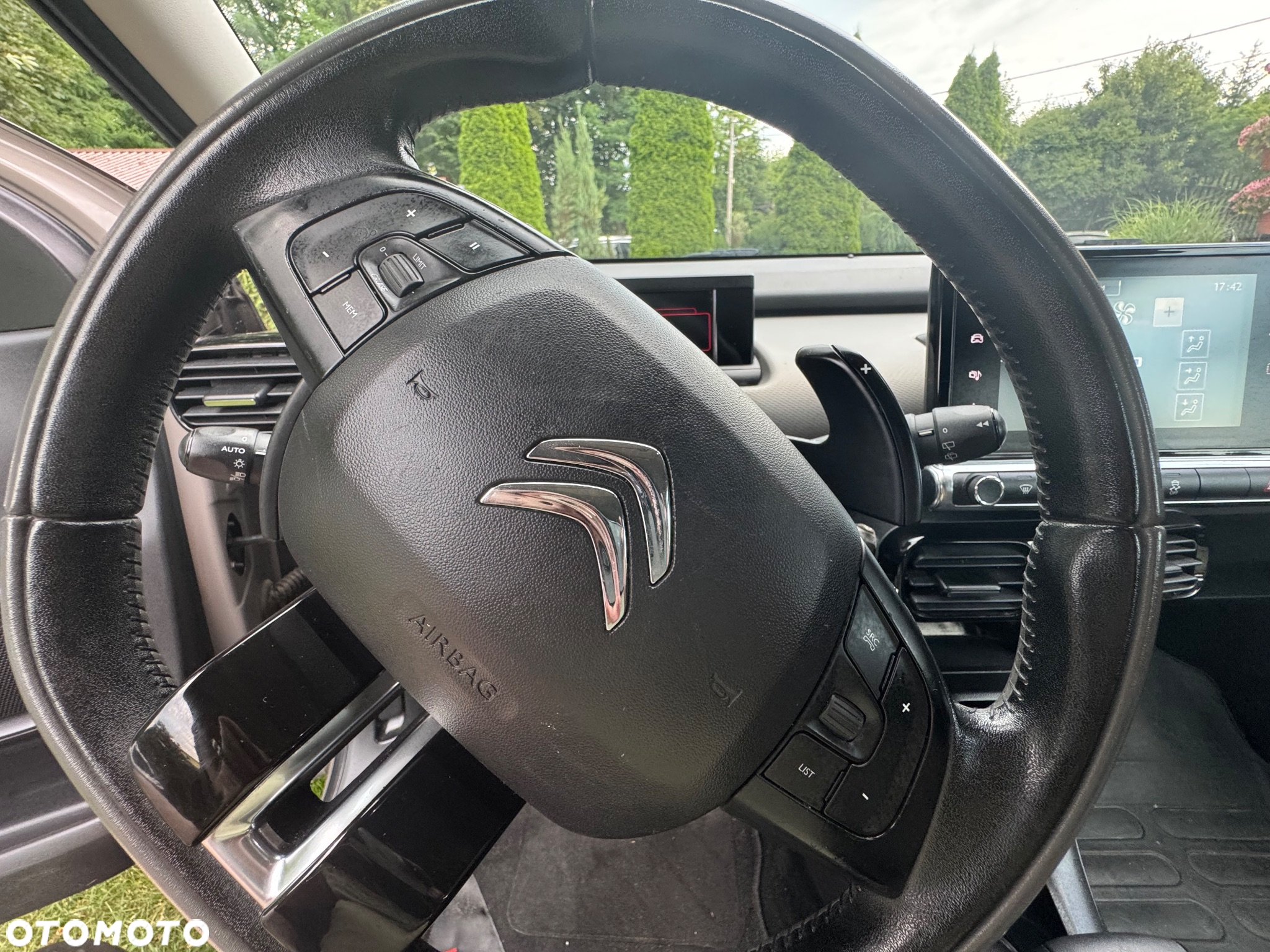 Citroën C4 Cactus 1.6 Blue HDi Shine ETG - 28