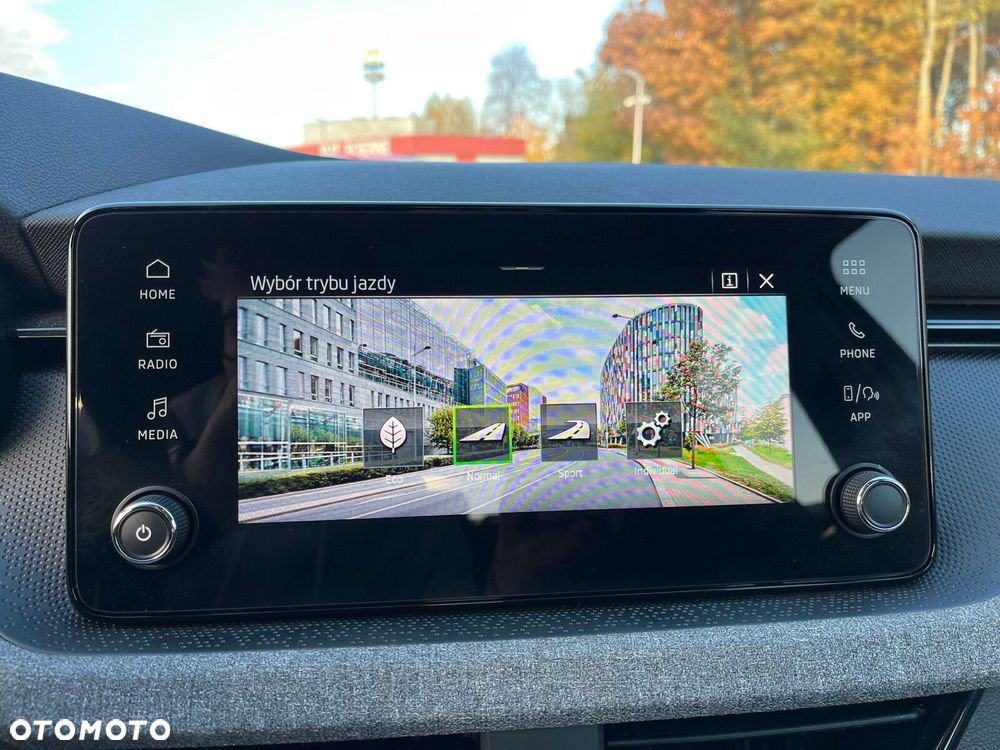 Skoda Scala 1.5 TSI Selection DSG - 27