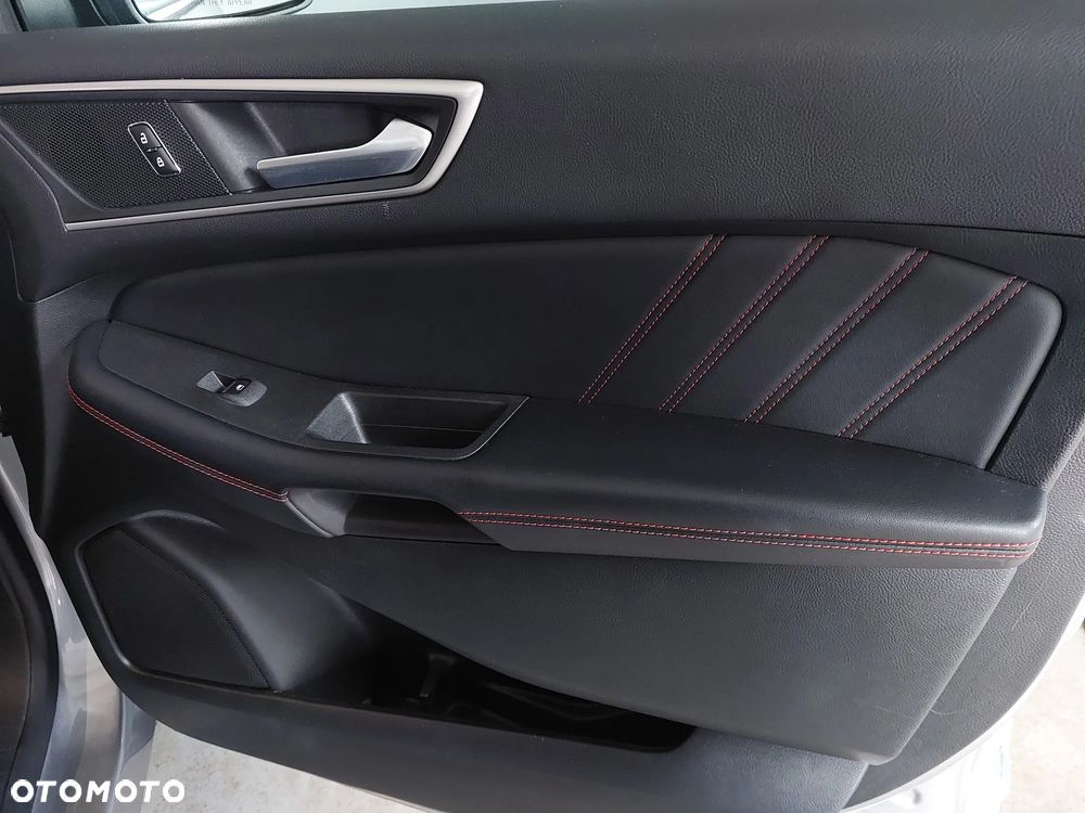 Ford Edge - 17