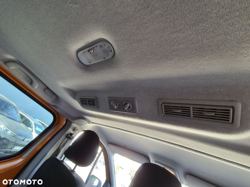 Renault Trafic - 24