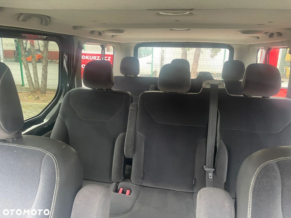 Renault Trafic - 12