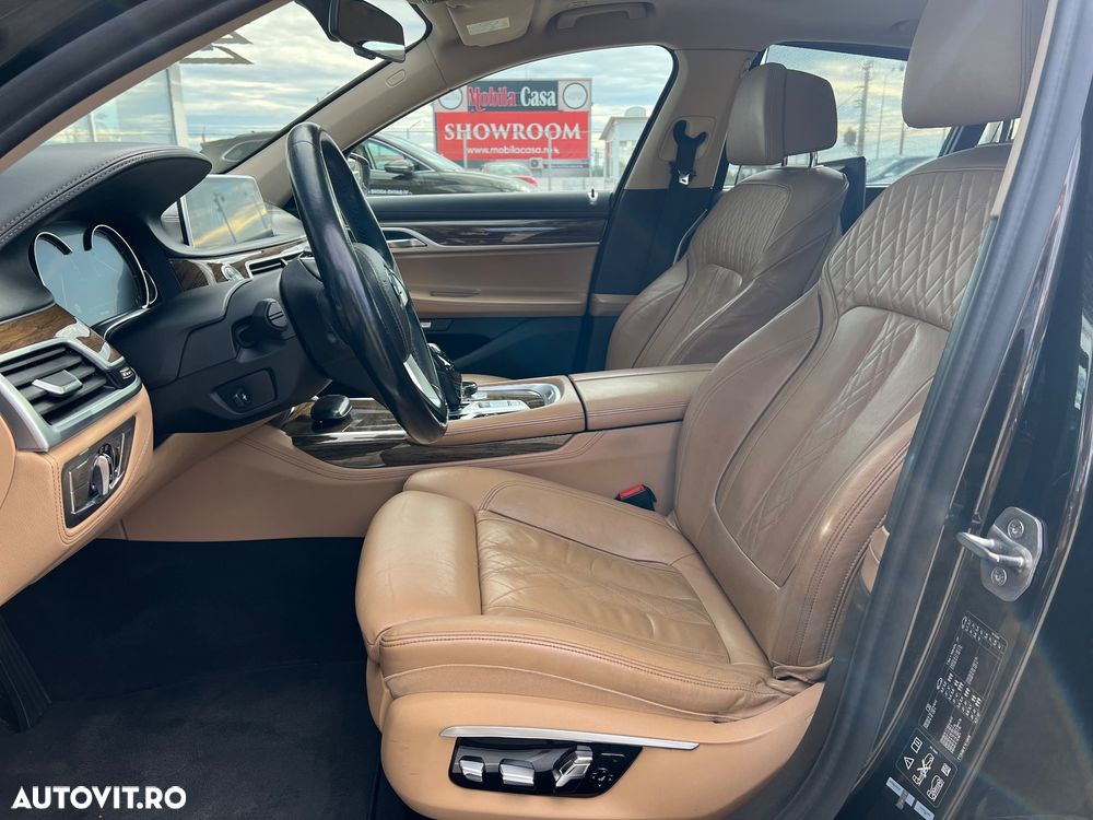 BMW Seria 7 730d xDrive - 13