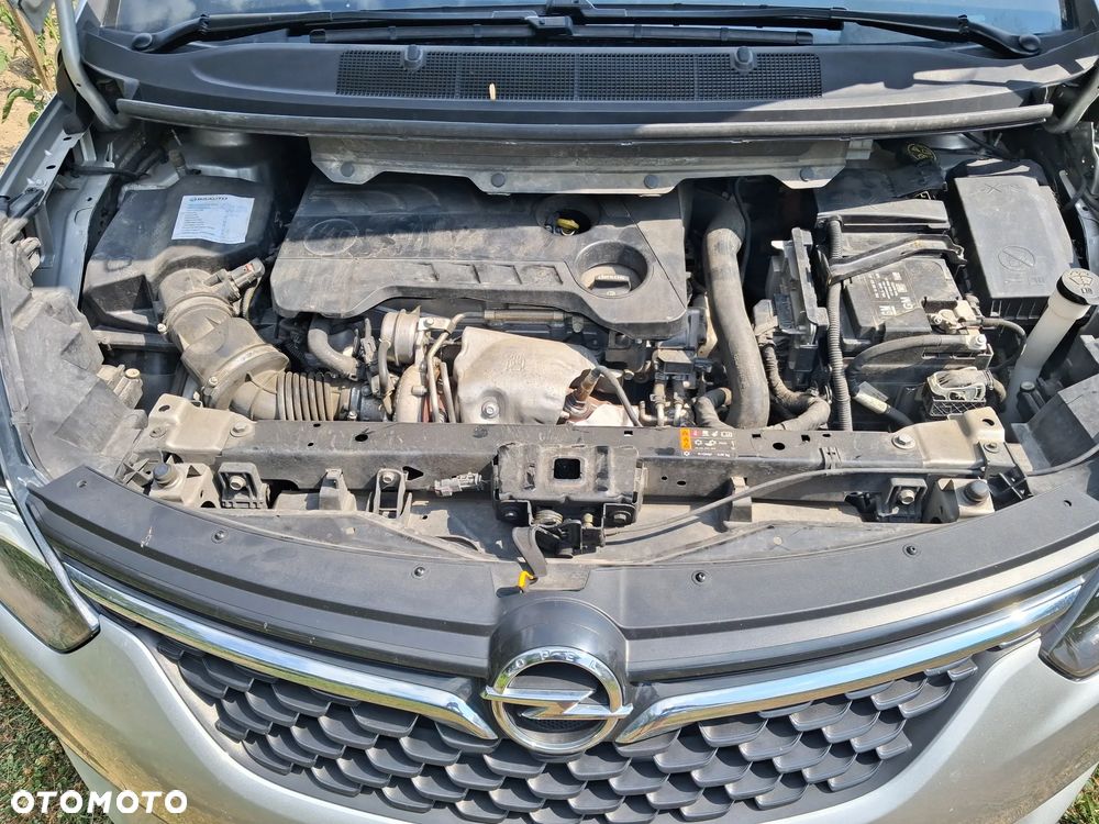 Opel Zafira - 16