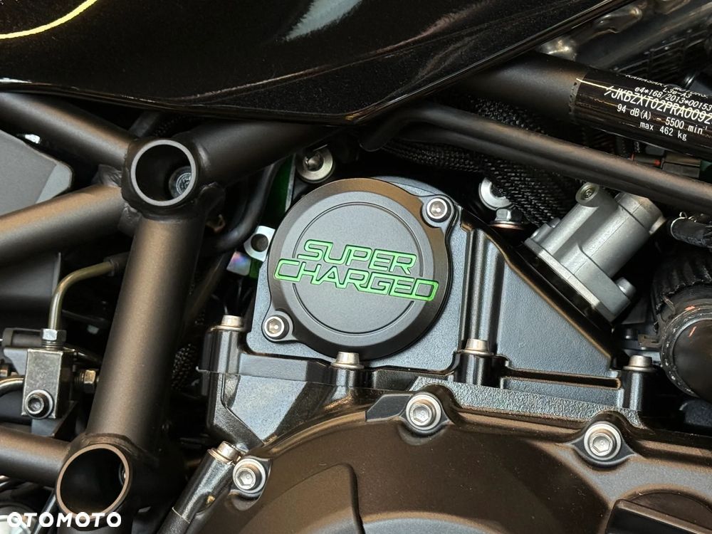 Kawasaki Ninja H2 SX - 9