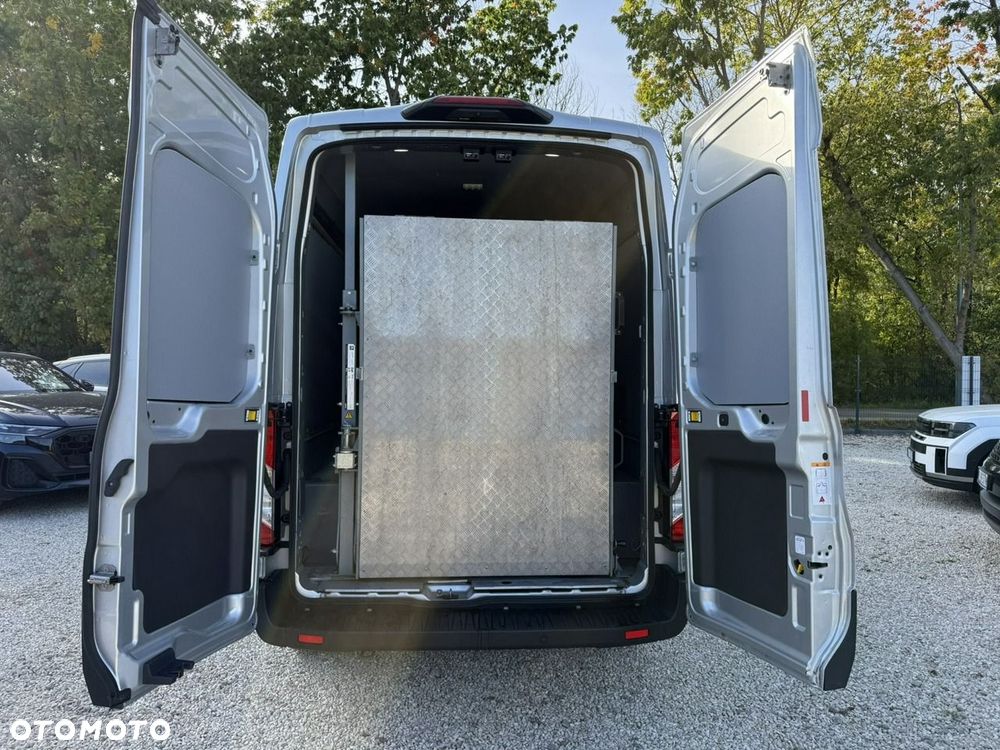 Ford Transit - 37