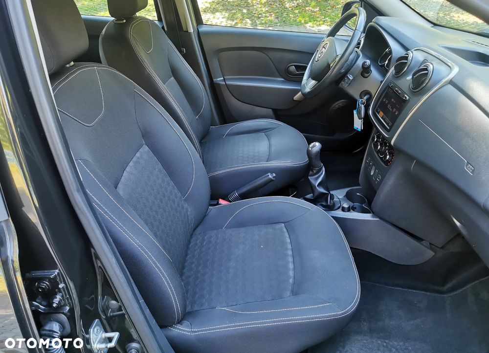 Dacia Sandero TCe 90 Laureate - 13