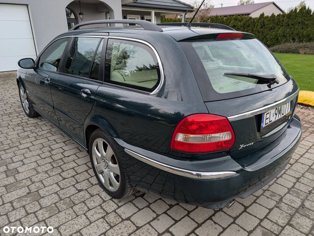 Jaguar X-Type ver-3-0-v6-4x4-executive - 4