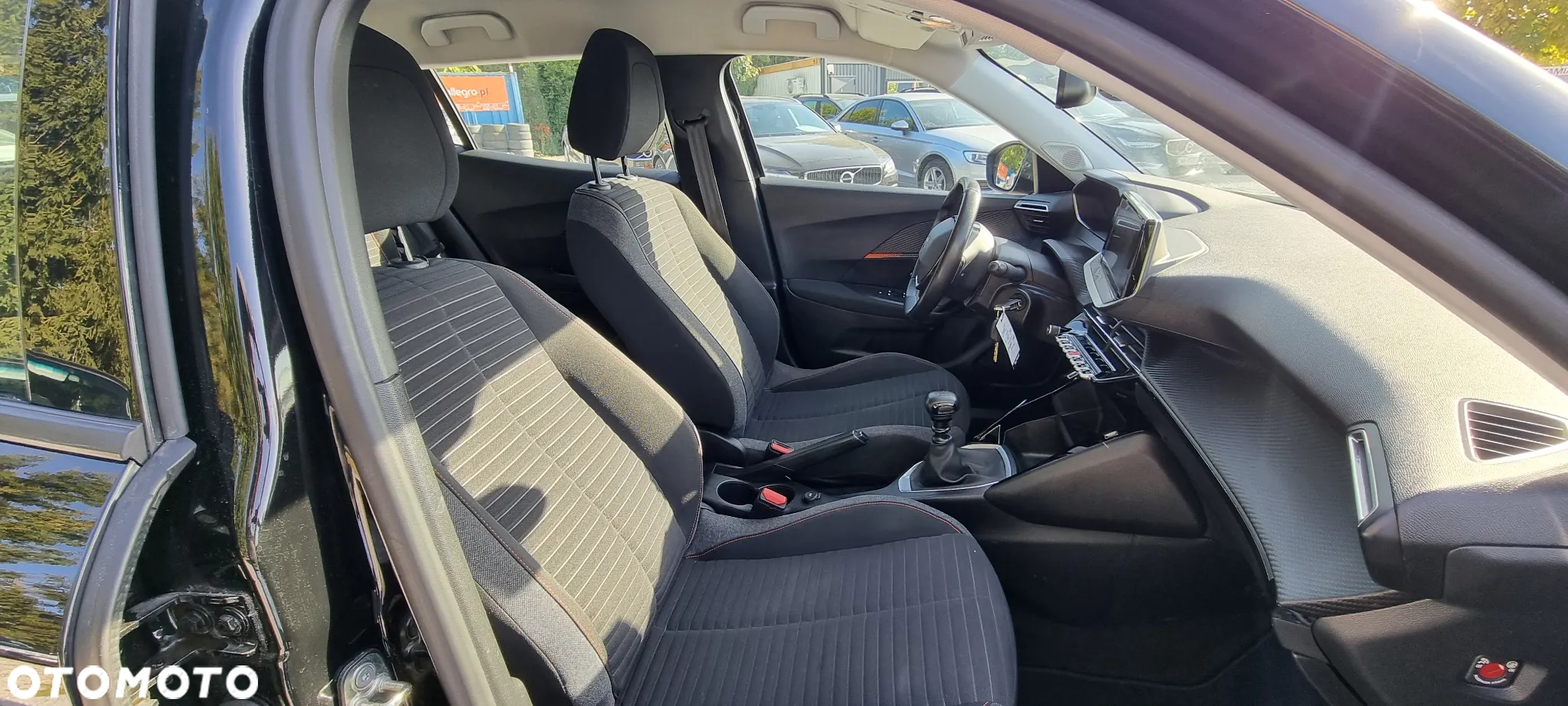 Peugeot 2008 - 12
