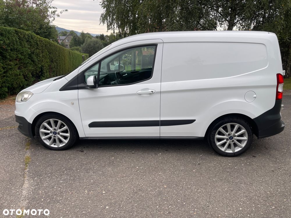 Ford Courier - 6