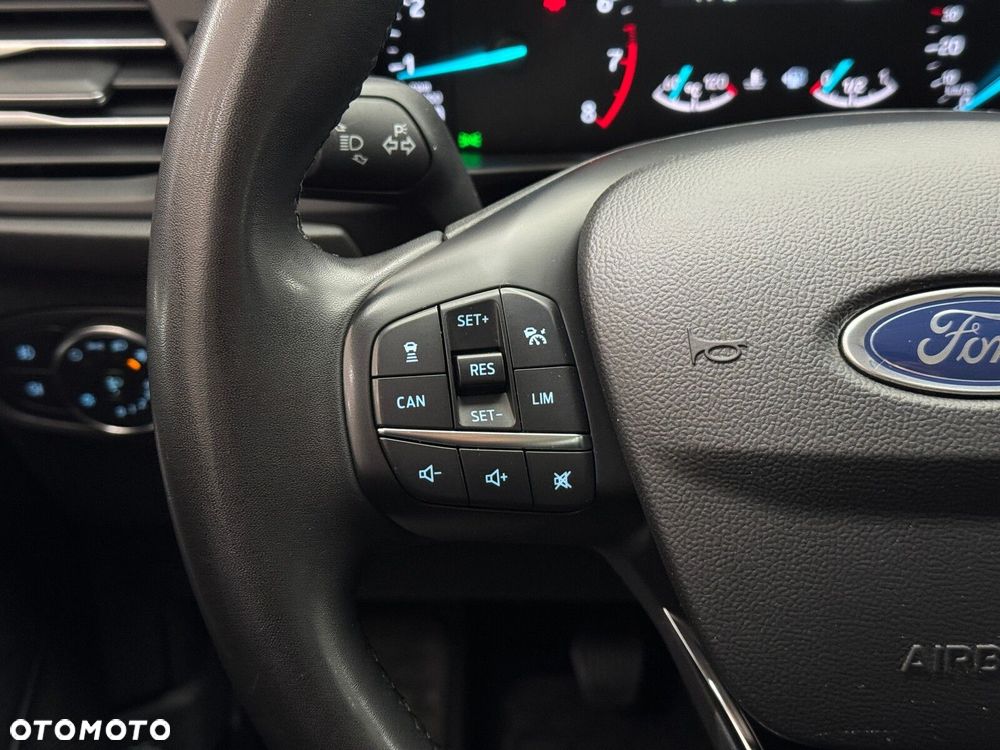 Ford Focus 1.0 EcoBoost Titanium - 21