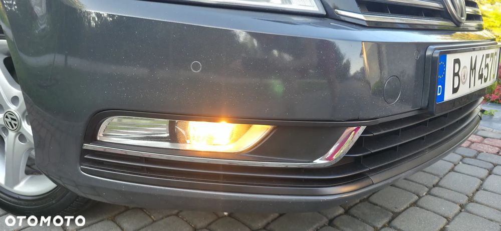 Volkswagen Passat - 23