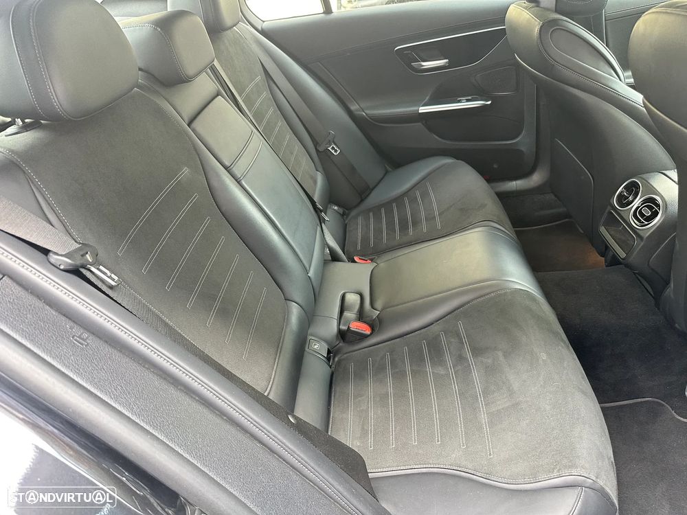 Mercedes-Benz C 300 d AMG Line - 11