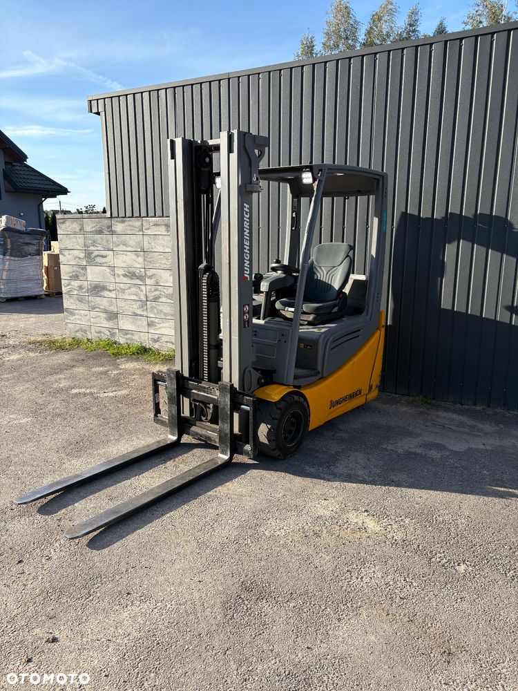 Jungheinrich EFG 218 K - 17