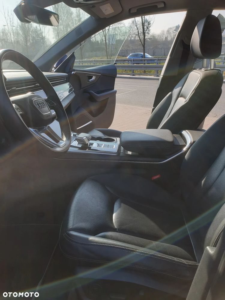 Audi Q8 SUV TFSI quattro 250 kW tiptronic - 15