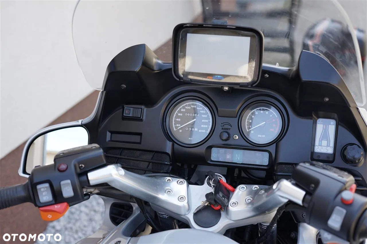 BMW R - 16