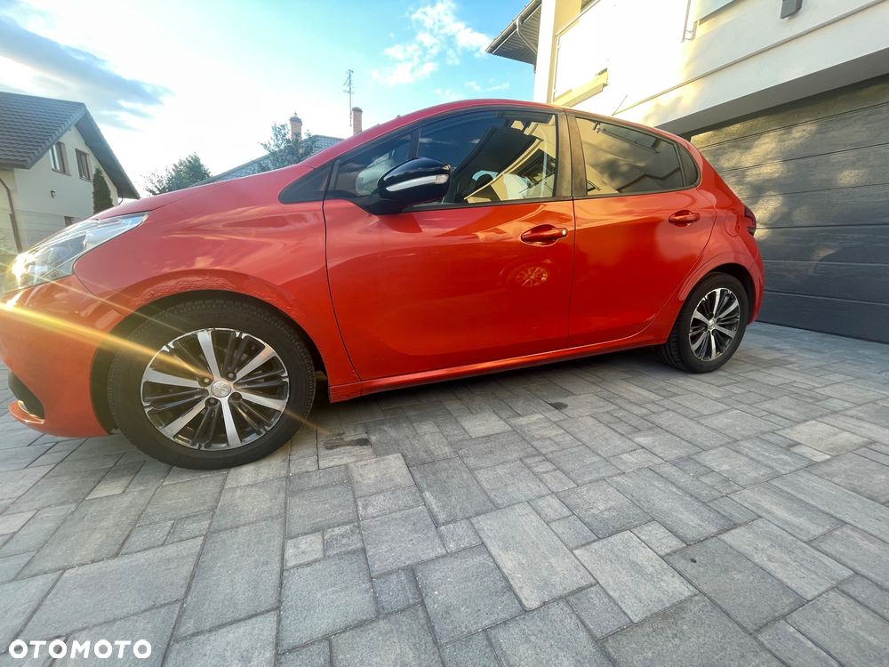 Peugeot 208 1.2 PureTech Active - 6