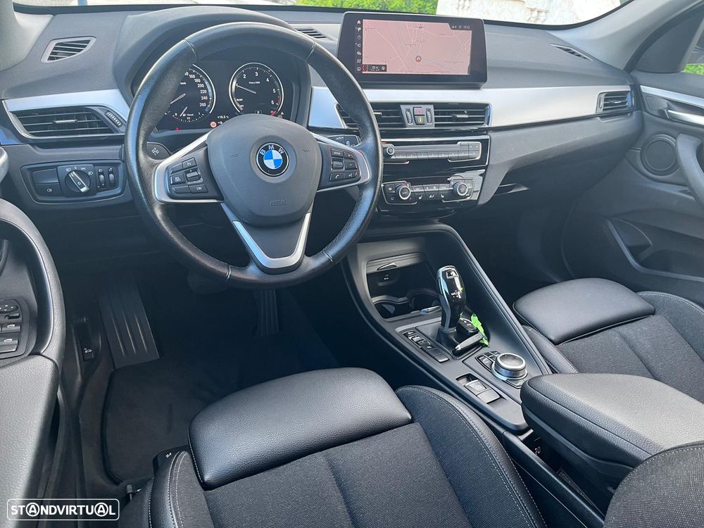 BMW X1 16 d sDrive Auto Line Sport - 24