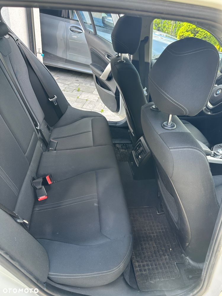 BMW Seria 1 118d - 9
